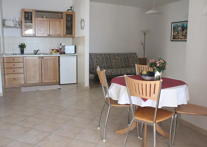 Simpatia Apartment Primosten